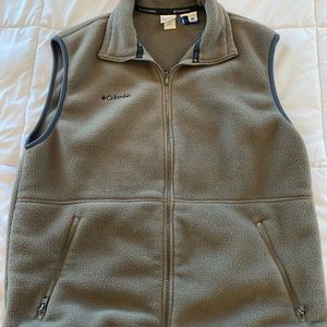 Columbia fleece vest